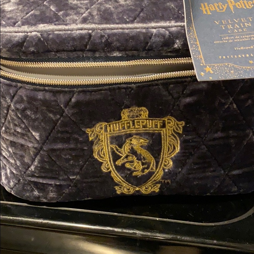 Harry Potter Velvet Train Case - Hufflepuff